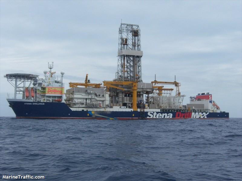 YPF inicia exploración en la cuenca Malvinas con el drill Ship “Stena Drillmax”
